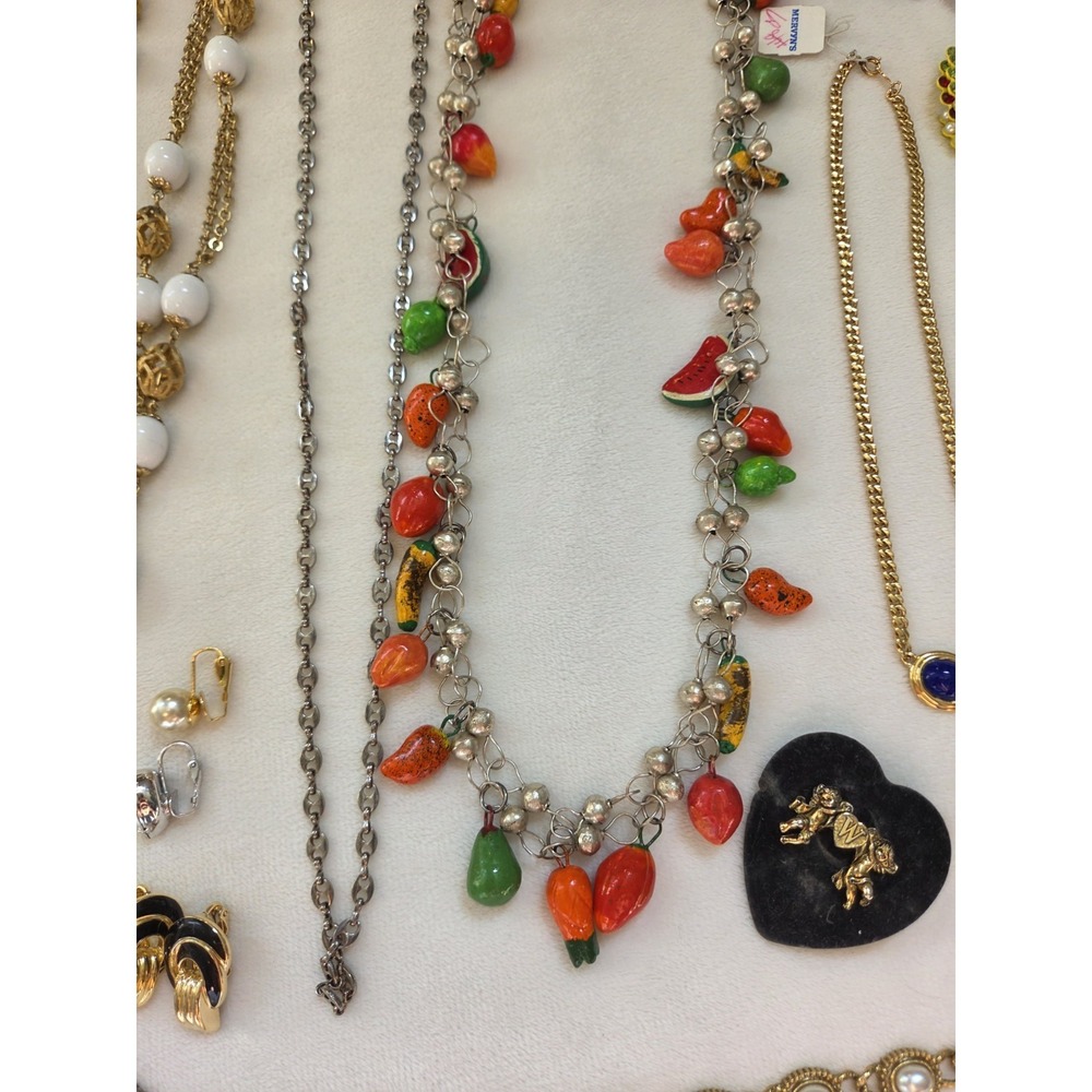 huge vintage estate jewelry lot - Picture 15 of 15